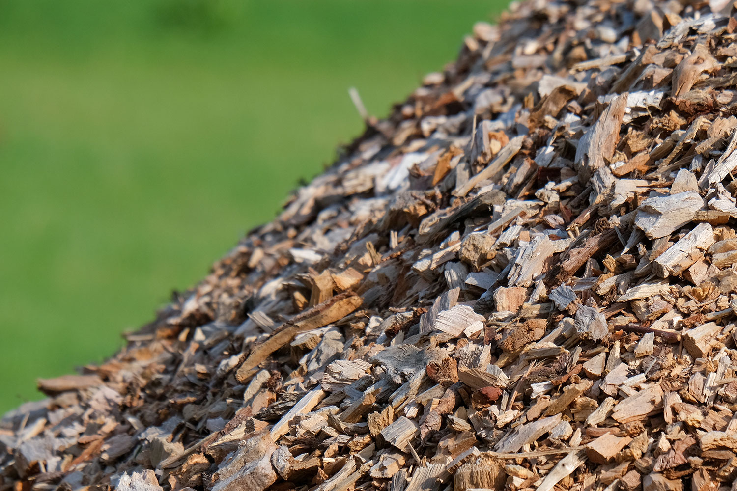 Kleingehäckseltes Holz
